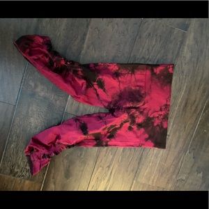 Pink/black tie dye cropped lulu leggings size 4